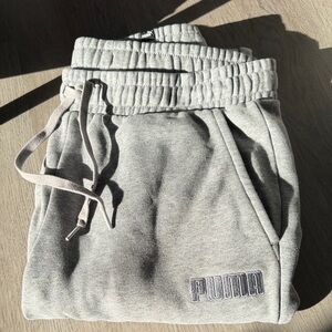 PUMA Men's Gray Sweatpants
